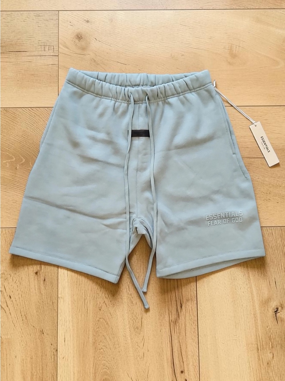 Fear of God Essentials Sweat Shorts – Sycamore – Brand New